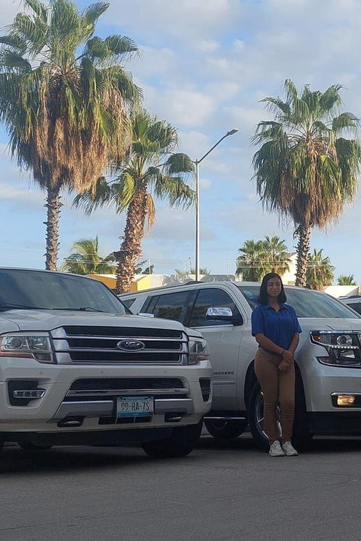 Los Cabos: Airport Private Transfer to La Paz