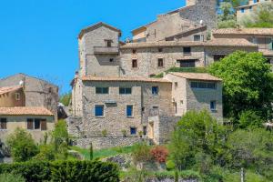 Loustau De La Font Hotel - Hotel Overview and Location