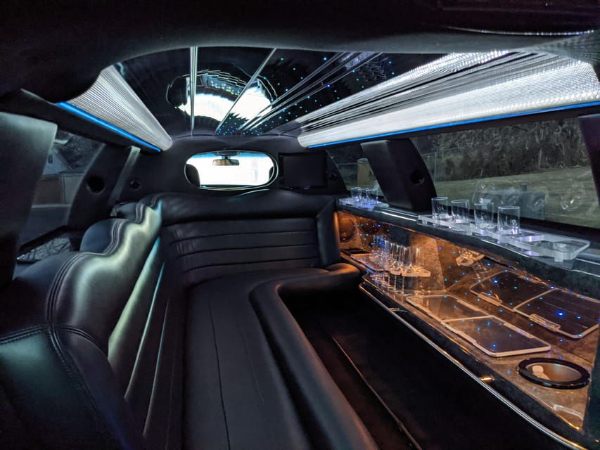 Luxury Krakow: Limousine or Party Bus Tour & Sightseeing