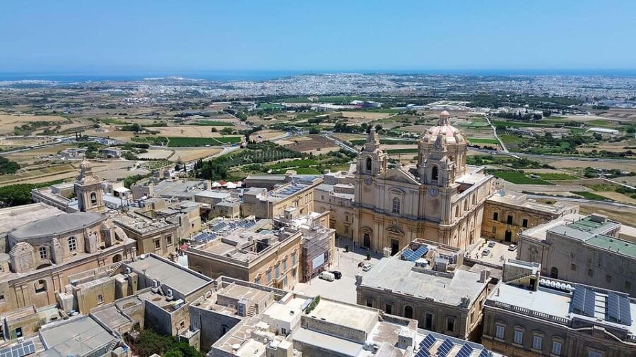 Malta: Hop-On Hop-Off Island Exploration Bus Tour