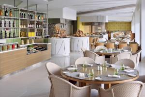 Marriott Hotel Downtown Abu Dhabi - Hotel Overview and Location