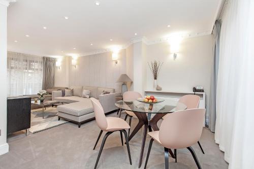 Mayfair House - Overview and Location