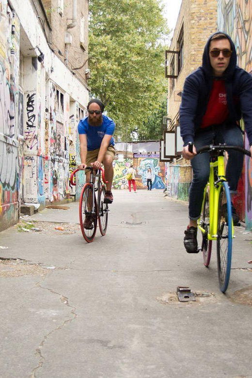 Mexico City: Bike Tour About Graffiti and Urban Art