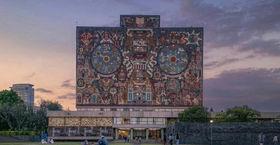 Mexico City: Historic Center, Coyoacan, Chapultepec Bus Tour