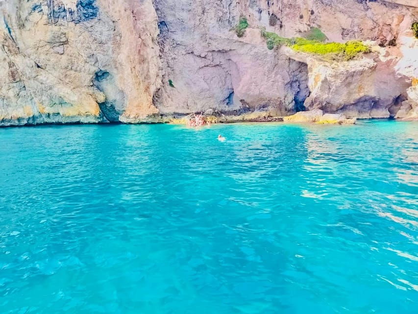 Mgarr/Cirkewwa: Comino, Gozo & Blue Lagoon Private Boat Trip