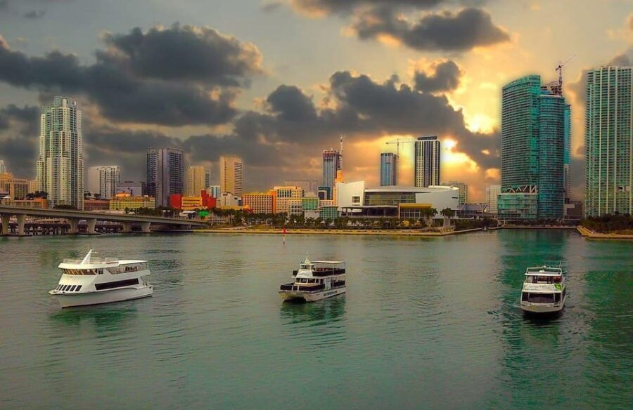 Miami: Guided Cruise on Biscayne Bay - Tour Overview and Pricing