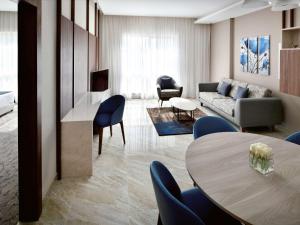 Mövenpick Hotel Apartments Downtown Dubai - Hotel Overview and Location