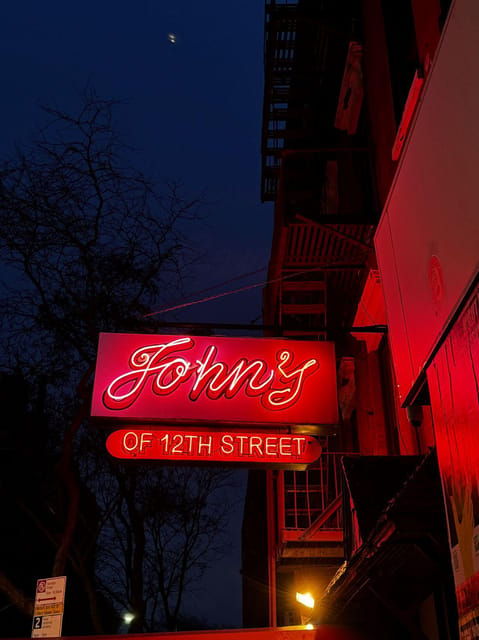 New York: Gangs and Mafia Walking Tour With Italian Pastry - Tour Overview