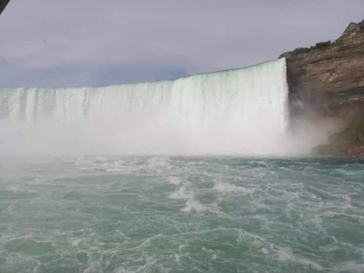 Niagara Falls Tour From New York City