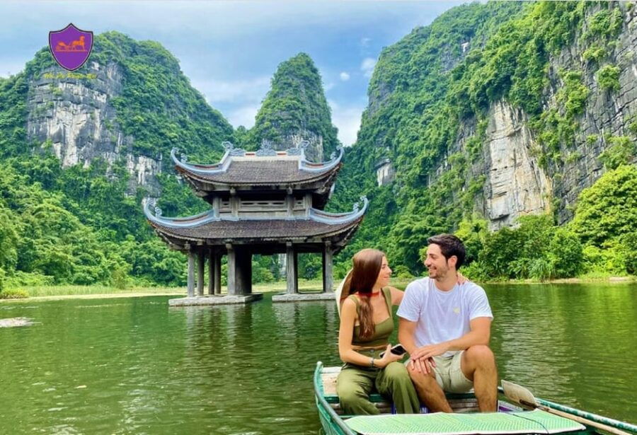 Ninh Binh: Bai Dinh Temple – Trang An Boat Tour – Mua Cave