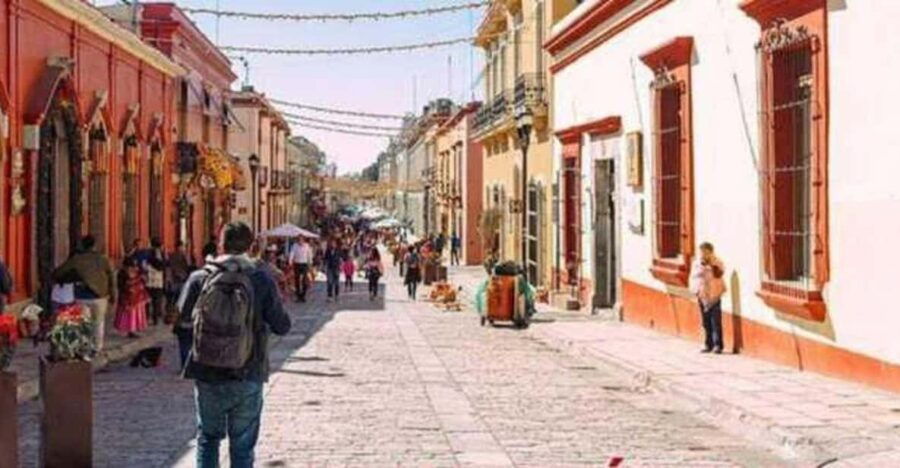 Oaxaca: Private City Tour With Local Food Buffet
