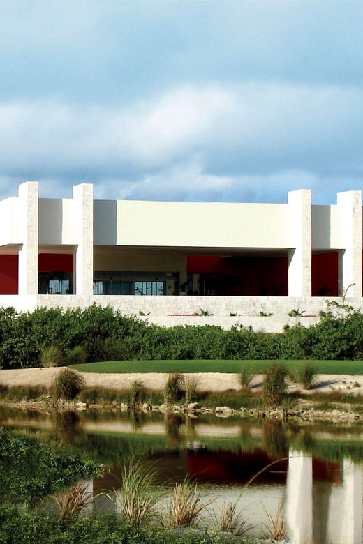 Play Riviera Cancun Golf Course