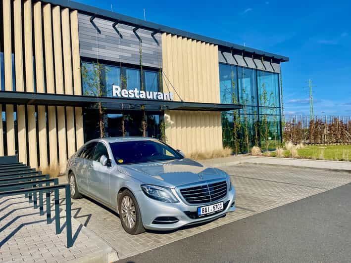 Praha: Private Transfers From Vaclav Havel Airport Prague