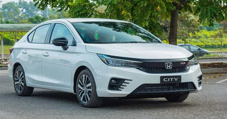 PRIVATE CAR: DA NANG AIRPORT  HOI AN