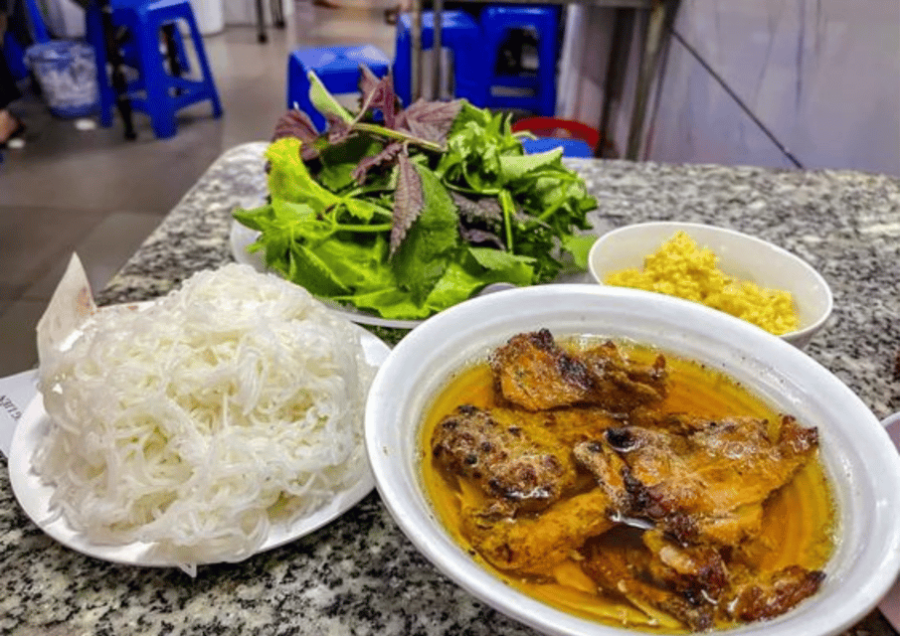 Private: Hanoi Street Food Tour With Train Street Experience