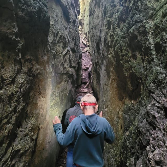 Private Nottawasaga Bluffs Caves Hike - Creemore/Collingwood - Activity Overview
