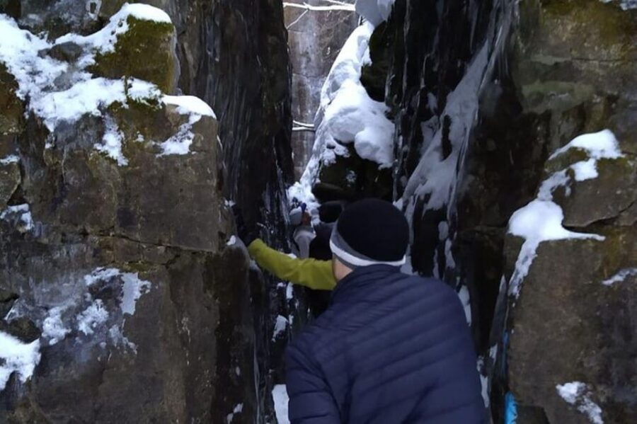 Private Singhampton Caves Snowshoe-Collingwood/Blue Mountain