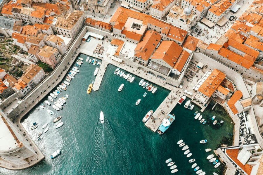 Private Transfer: Dubrovnik to Split With 2-Hour Sightseeing
