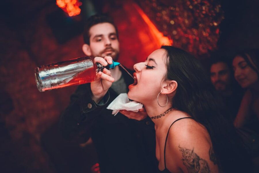 Pub Crawl – 1-Hour Open Bar Then Vip to 5 Clubs – Krakow