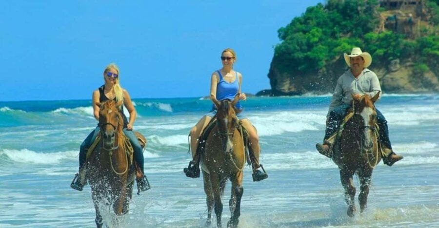 Puerto Vallarta: Sayulita Horseback Riding Tour