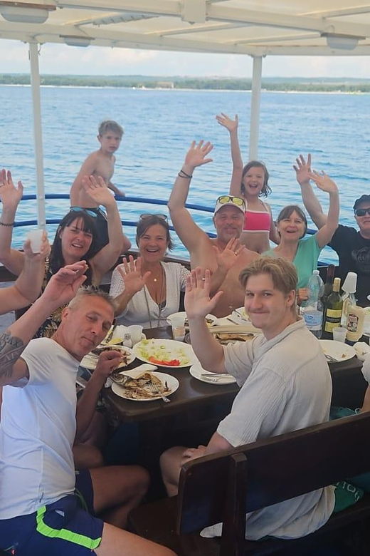 Pula: Private Dolphins & Sunset Tour With Dinner & Drinks - Tour Overview and Pricing