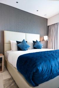 Quill Residence at Paramount Towers 3 BR Creek View - Amenities and Services