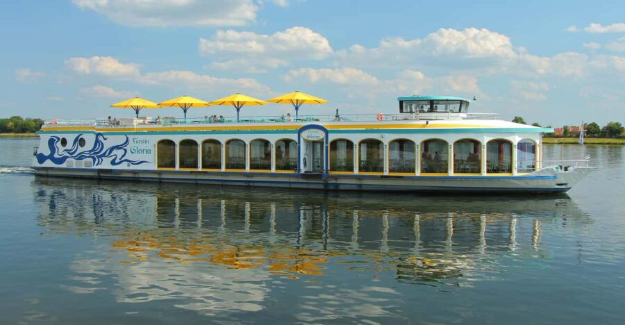 Regensburg: Lock Cruise - Overview of the Lock Cruise