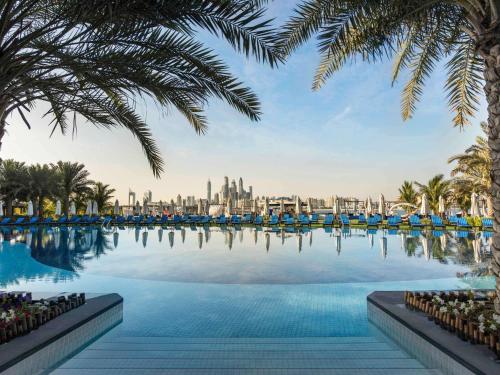 Rixos The Palm Hotel & Suites - Ultra All Inclusive - Overview and Location