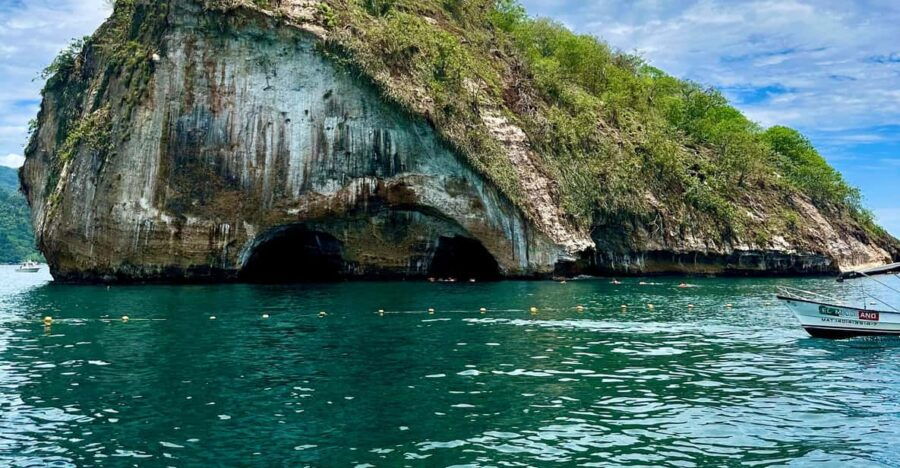 Sailing Boat Tour + Visit to “Los Arcos” Islands + Snorkel