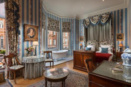 San Domenico House - Hotel Overview and Location