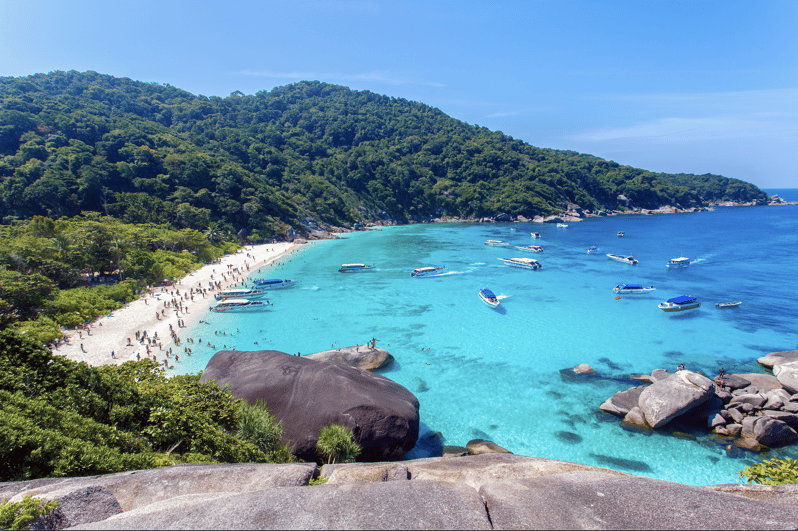 Scuba Dive in Madonna Rock, Nha Trang - Overview of Madonna Rock