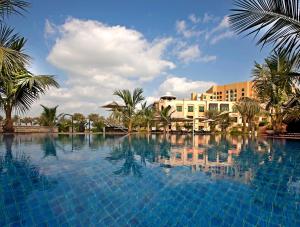 Shangri-La Hotel Apartments Qaryat Al Beri - Hotel Overview and Location