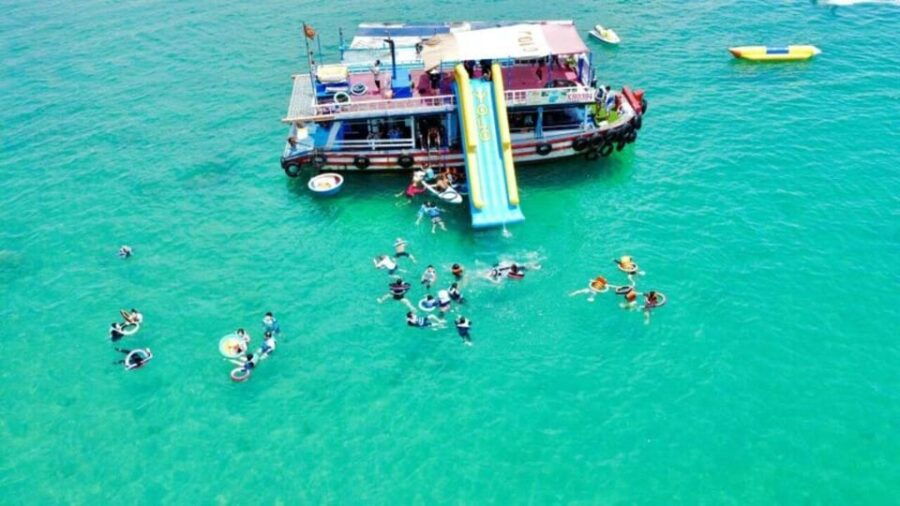 SIGNATURE: BLOW UP EMOTION WITH BAR PARTY ON THE SEA & MORE - Activity Overview and Pricing