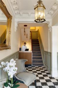 Stone Villa Chester - Overview and Location