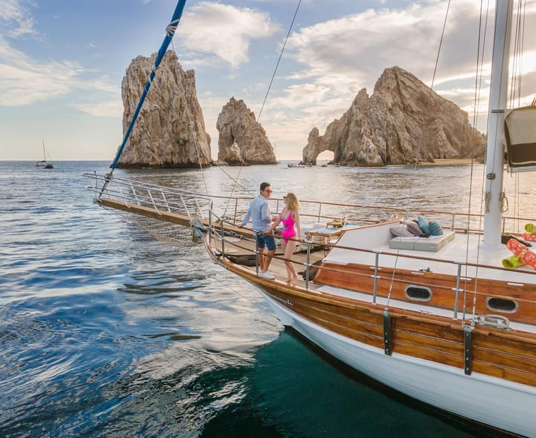 Sunset on a Sailboat + Dinner With Views of the Cabo Arch - Activity Overview
