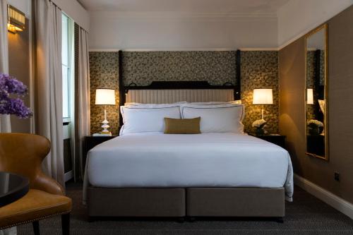 The Academy - Small Luxury Hotels of the World - Hotel Location and Accessibility