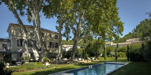 The Bastide of Boulbon - Overview of La Bastide