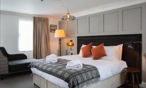 The Black Bull Inn - Overview and Location