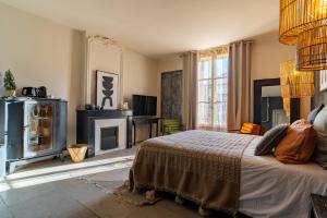 The House of Lyna - Property Overview