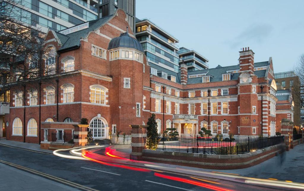 The LaLit London Review