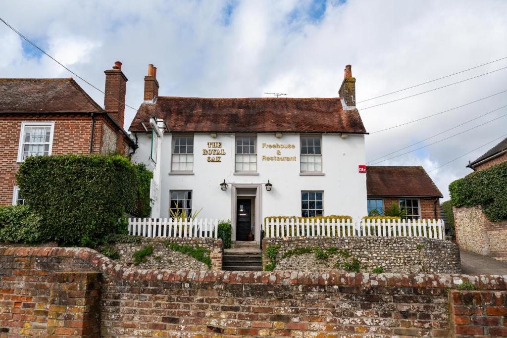 The Royal Oak Inn Review