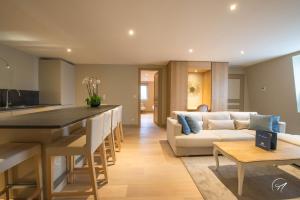 The Suites of Champagne De Venoge - Overview of Les Suites