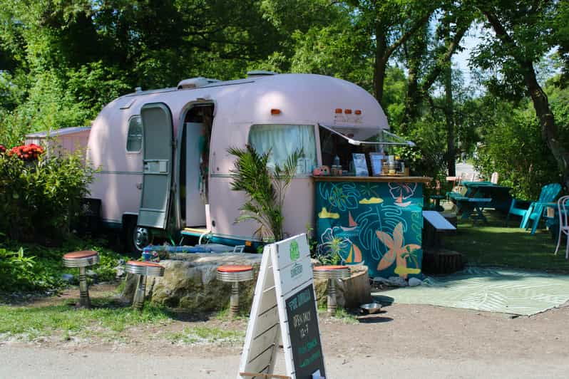 Toronto Islands: Sunrise Breakfast Bicycle Tour - Tour Overview