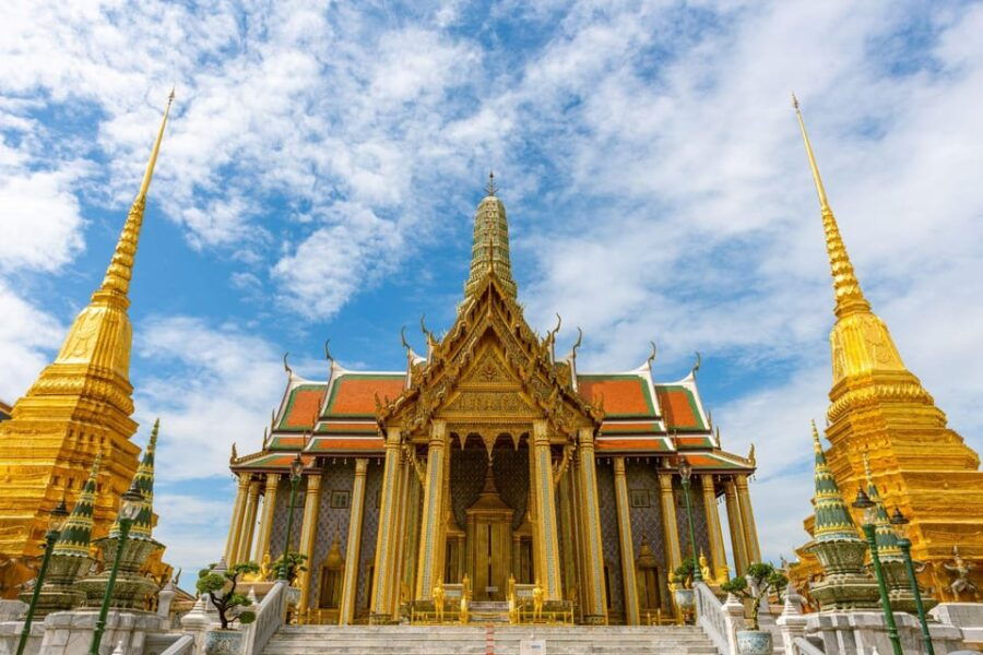 TOUR THE ESSENCE OF BANGKOK