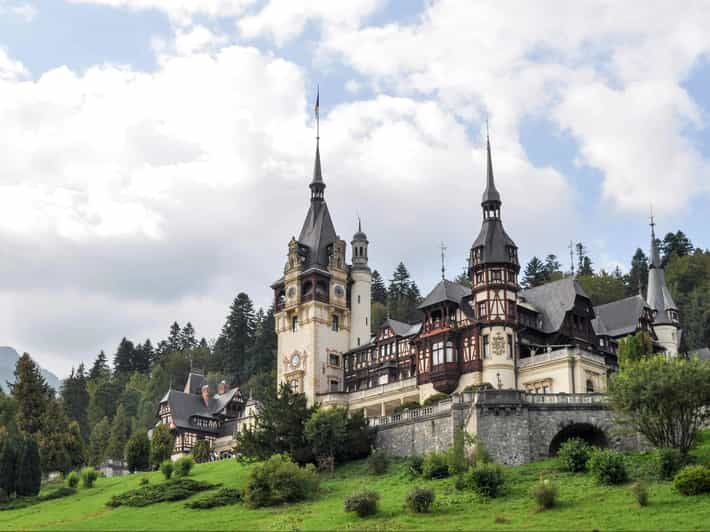 TOURISM TOGETHER (Peleș Castle, Bran Castle, Brașov)