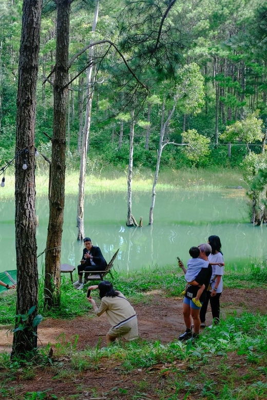 Trekking-Sup/Kayak Paddling-Picnic On Lakeside - Activity Overview