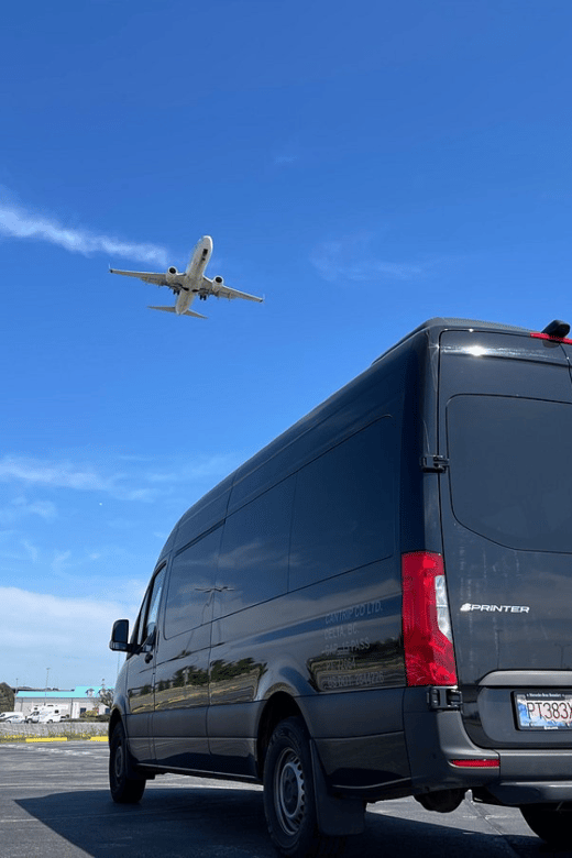 Vancouver: Calgary International Airport to Vancouver - Service Overview