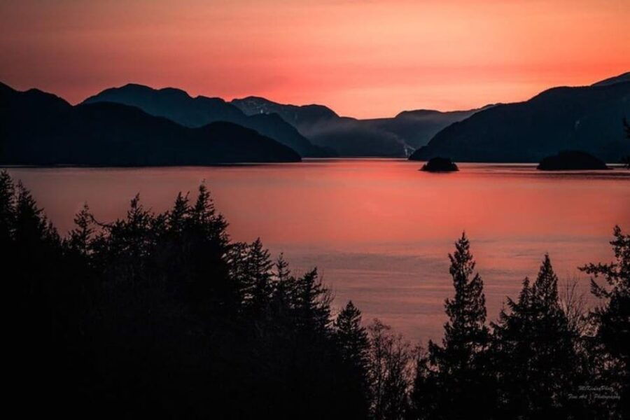 Vancouver: Sunset Boat Cruise With Complementary Bubbly - Activity Overview