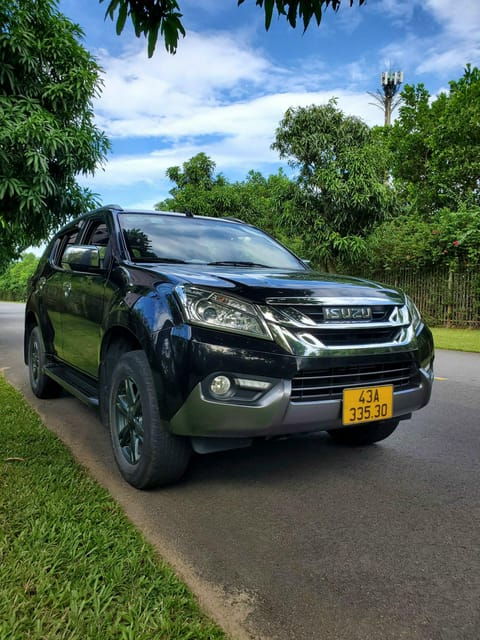 VIP Car Rental in Da Nang Hoi An - Luxury and Comfort Car - Service Overview