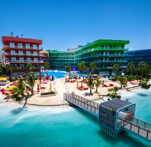 Voco Monaco Dubai, an IHG Hotel, Adults Only, World Islands - Hotel Overview and Location